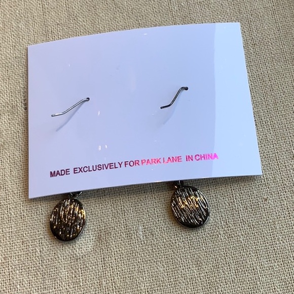 Park Lane gunmetal dangle earrings - Picture 3 of 5